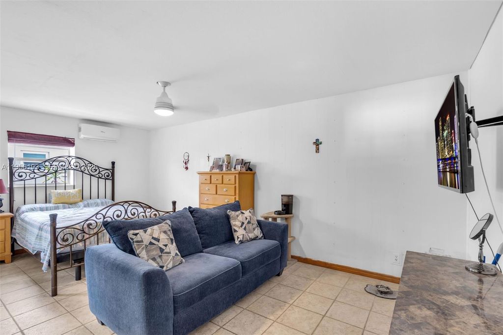 Image 23 of property listing at 10631 NW 28th St, Sunrise, FL 33322