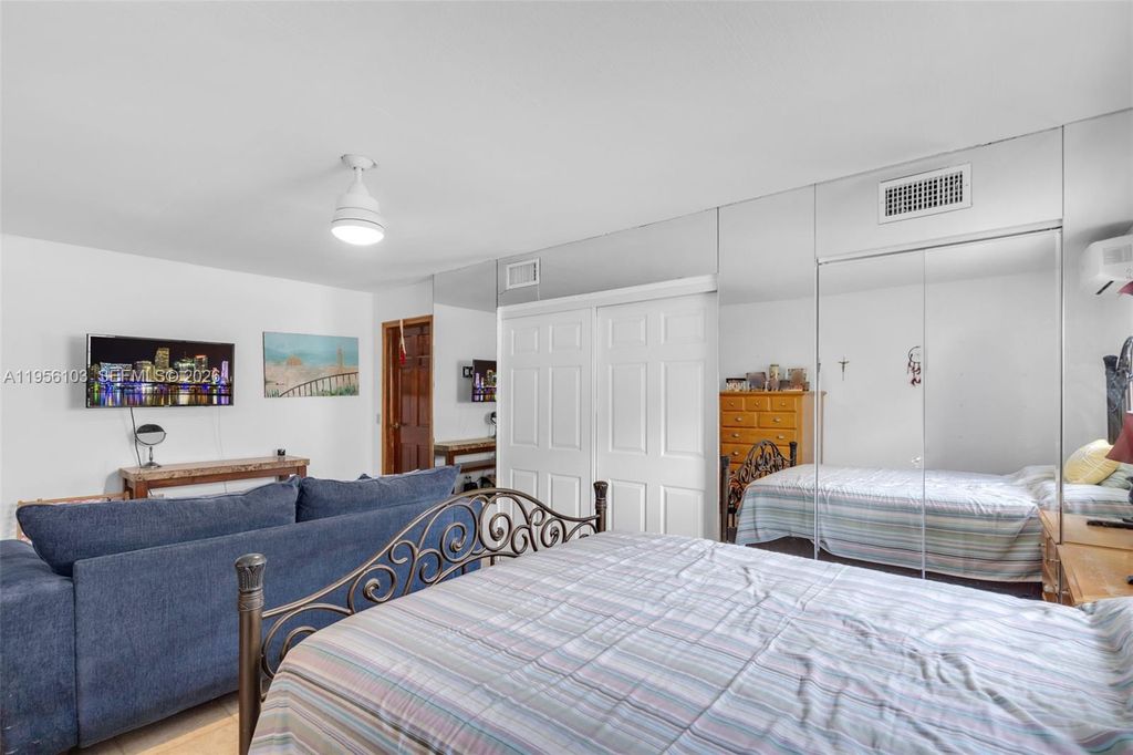 Image 24 of property listing at 10631 NW 28th St, Sunrise, FL 33322