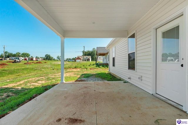 36 Robert Allen Lane, Brandenburg, KY 40108