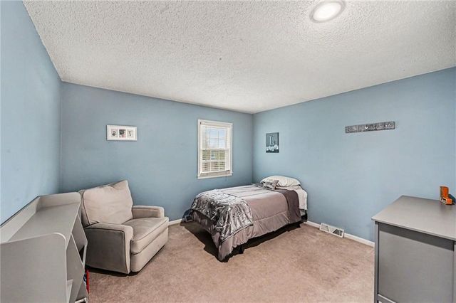 536 E 125th Terrace, Olathe, KS 66061