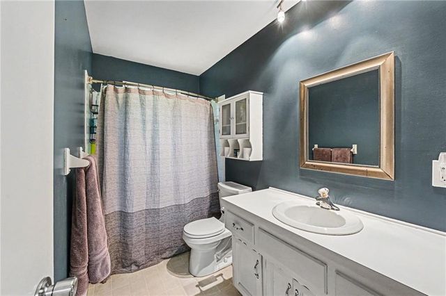 536 E 125th Terrace, Olathe, KS 66061