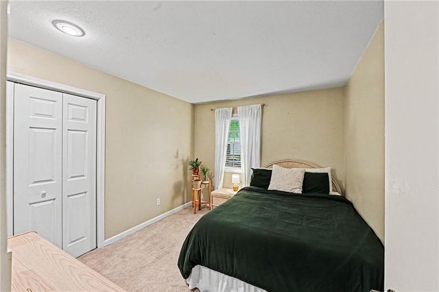 536 E 125th Terrace, Olathe, KS 66061