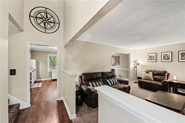 536 E 125th Terrace, Olathe, KS 66061