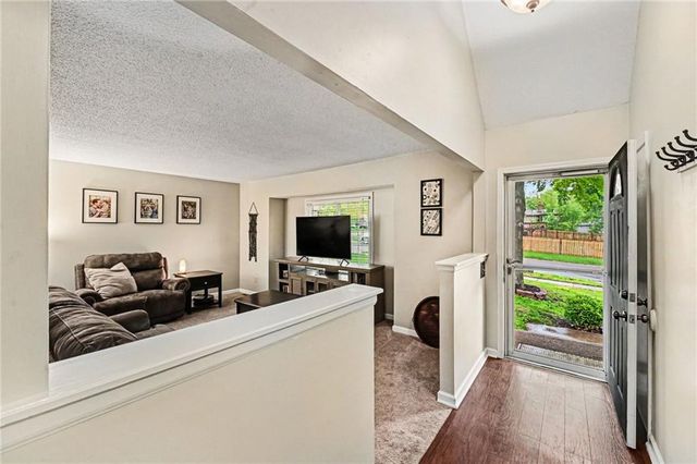 536 E 125th Terrace, Olathe, KS 66061