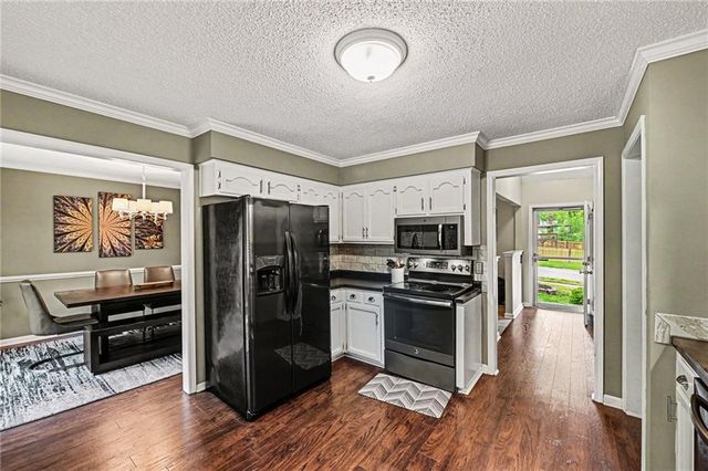 536 E 125th Terrace, Olathe, KS 66061