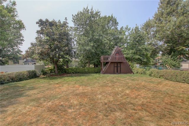 1364 Peppertree Drive, Evans, NY 14047