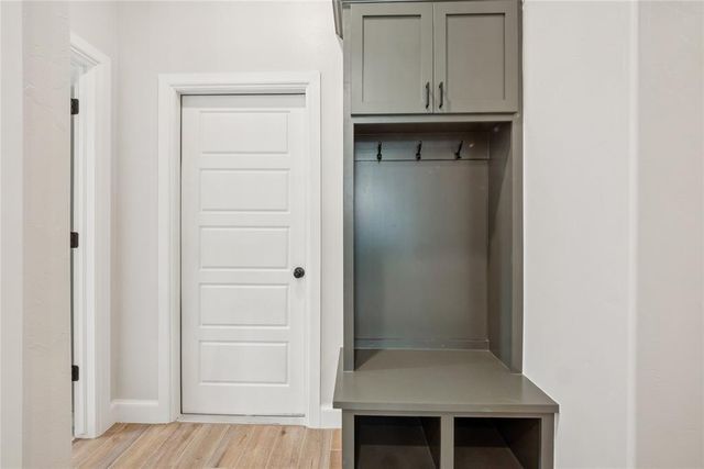 9301 SW 44th Terrace, Oklahoma City, OK 73179