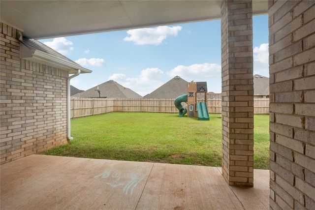 9301 SW 44th Terrace, Oklahoma City, OK 73179
