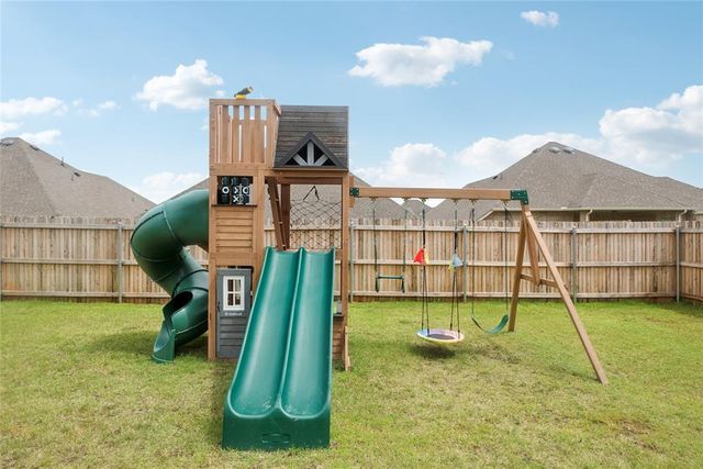 9301 SW 44th Terrace, Oklahoma City, OK 73179