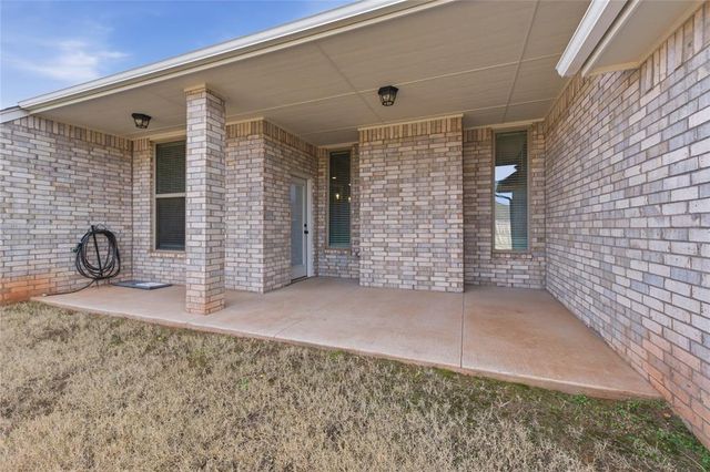 9301 SW 44th Terrace, Oklahoma City, OK 73179