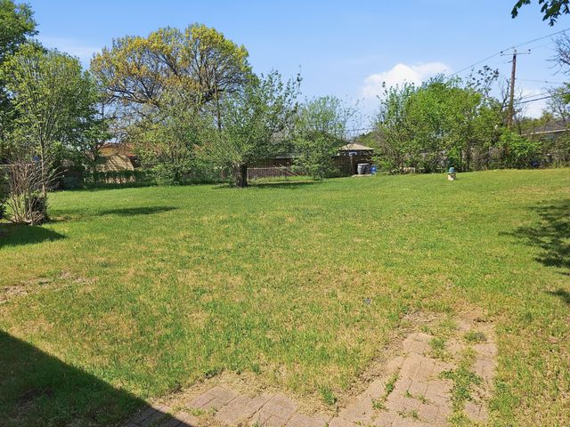 4557 Image Place, Dallas, TX 75211