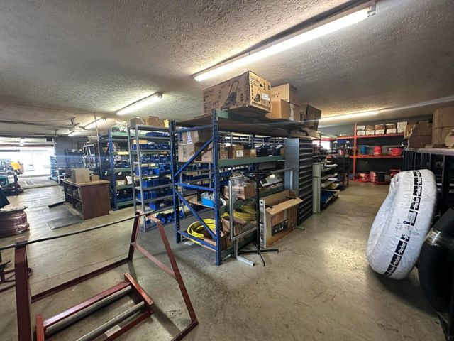 2201 S Main Street, Corbin, KY 40701