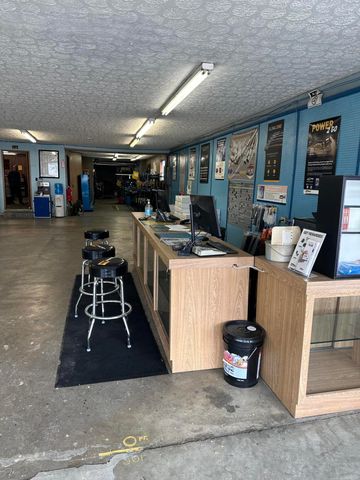 2201 S Main Street, Corbin, KY 40701