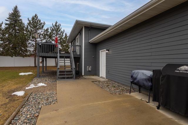 2416 Pearl Drive NE, Bemidji, MN 56601