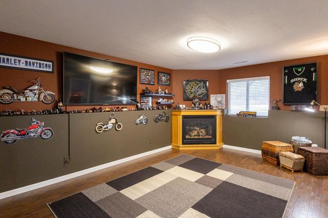 2416 Pearl Drive NE, Bemidji, MN 56601
