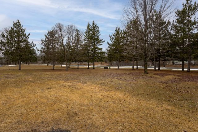 2416 Pearl Drive NE, Bemidji, MN 56601