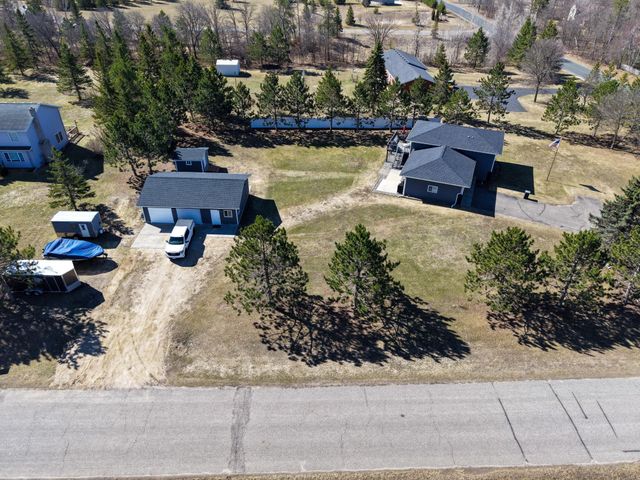 2416 Pearl Drive NE, Bemidji, MN 56601