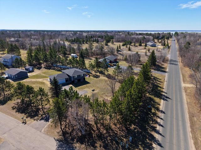 2416 Pearl Drive NE, Bemidji, MN 56601