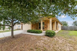 582 Briggs DR, New Braunfels, TX 78130