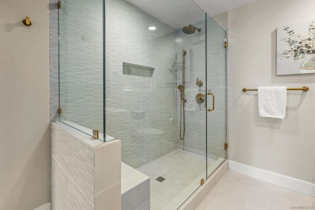 808 Caminito Azul, Carlsbad, CA 92011