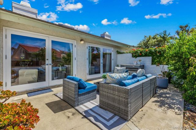 808 Caminito Azul, Carlsbad, CA 92011