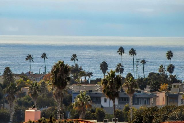 808 Caminito Azul, Carlsbad, CA 92011