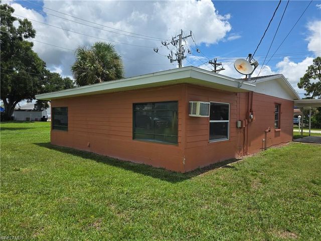 57 Westminster ST N, Lehigh Acres, FL 33936