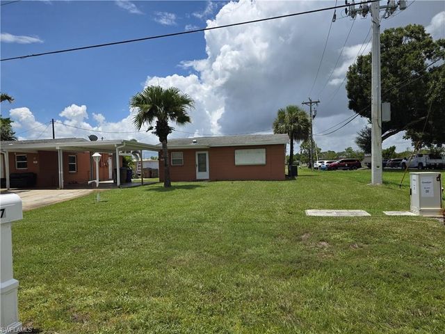 57 Westminster ST N, Lehigh Acres, FL 33936