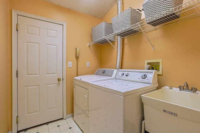 111 Hidden Ridge Court, Cold Spring, KY 41076