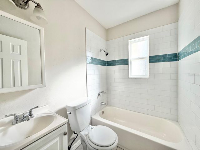 2226 46TH AVENUE N, St Petersburg, FL 33714