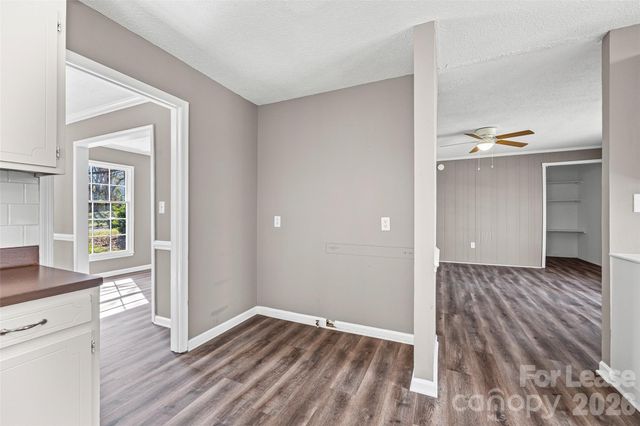 2916 Braewood Place, Charlotte, NC 28226