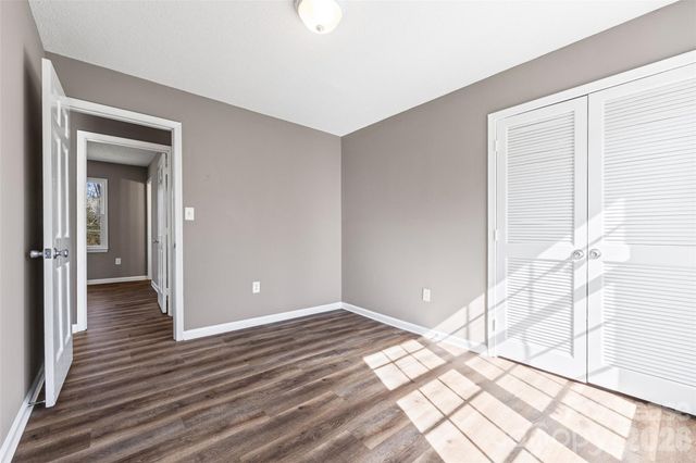 2916 Braewood Place, Charlotte, NC 28226