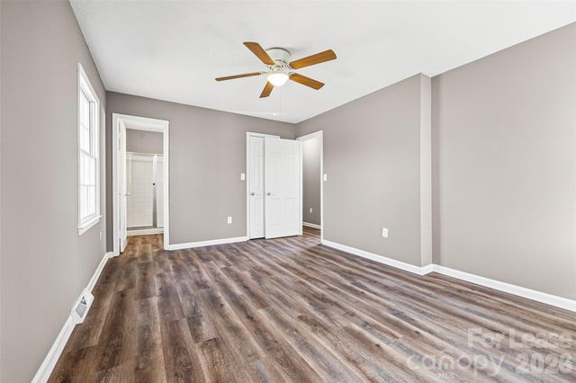 2916 Braewood Place, Charlotte, NC 28226