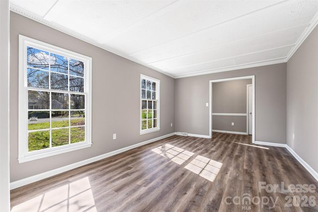 2916 Braewood Place, Charlotte, NC 28226