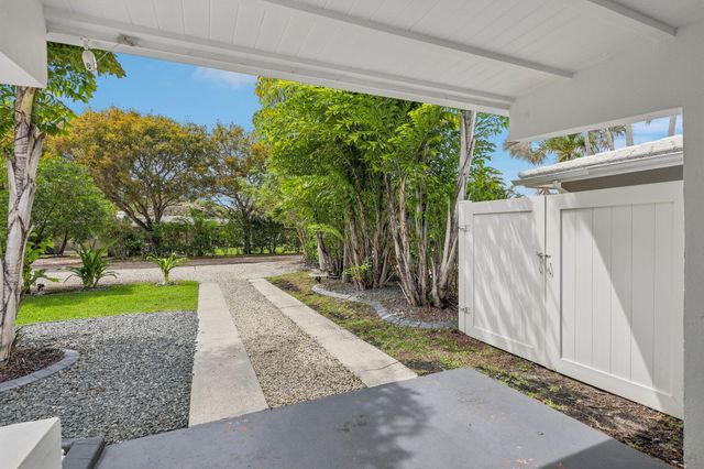 1910 NE 17th Terrace, Fort Lauderdale, FL 33305