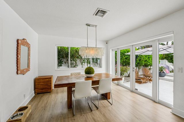 1910 NE 17th Terrace, Fort Lauderdale, FL 33305