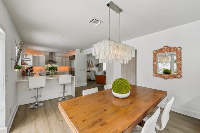 1910 NE 17th Terrace, Fort Lauderdale, FL 33305