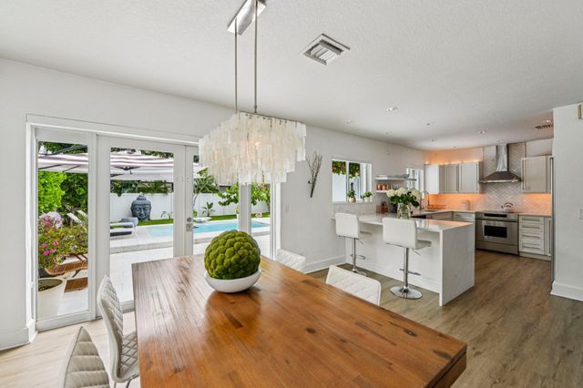 1910 NE 17th Terrace, Fort Lauderdale, FL 33305