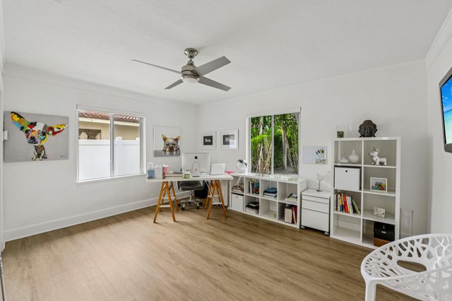 1910 NE 17th Terrace, Fort Lauderdale, FL 33305