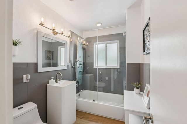 1910 NE 17th Terrace, Fort Lauderdale, FL 33305