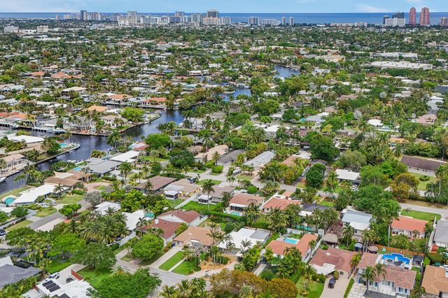 1910 NE 17th Terrace, Fort Lauderdale, FL 33305