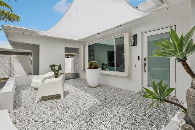 1910 NE 17th Terrace, Fort Lauderdale, FL 33305