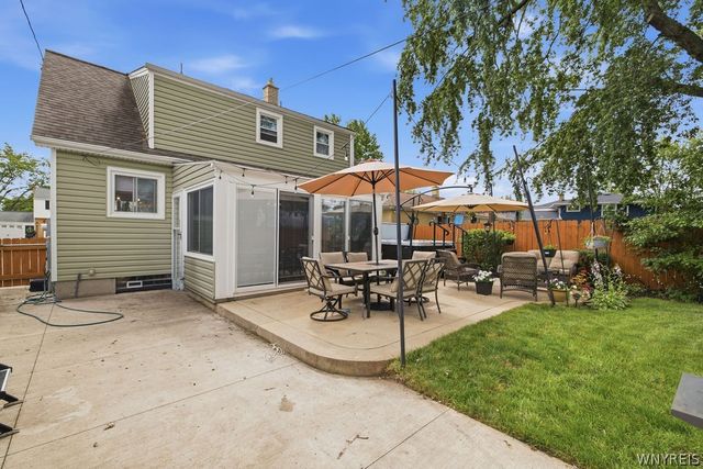 16 Patricia Drive, Tonawanda, NY 14150