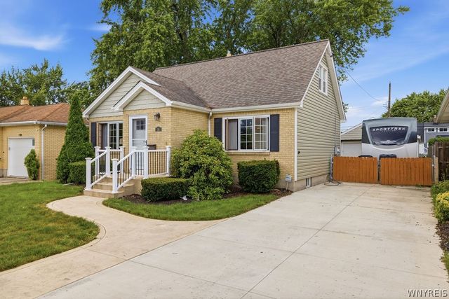 16 Patricia Drive, Tonawanda, NY 14150