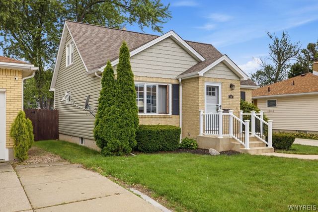 16 Patricia Drive, Tonawanda, NY 14150
