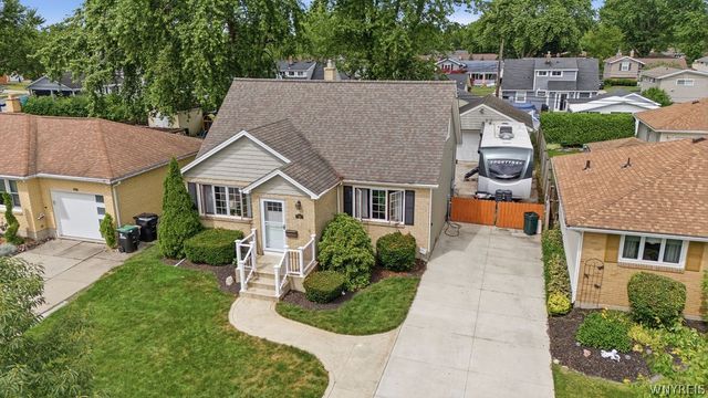 16 Patricia Drive, Tonawanda, NY 14150