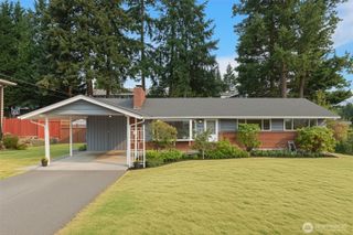 7515 215th Street SW, Edmonds, WA 98026