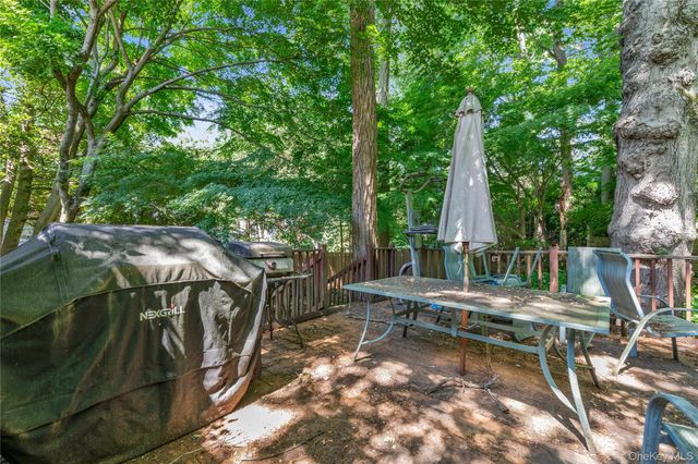 21 Laurel Avenue, Sea Cliff, NY 11579