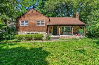 21 Laurel Avenue, Sea Cliff, NY 11579