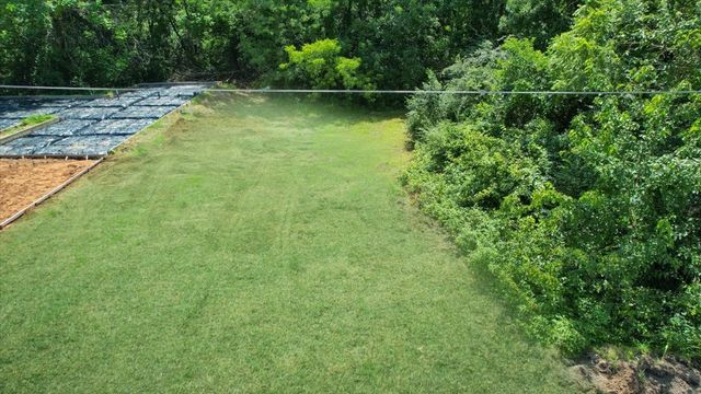 2560 S Scullin Avenue, Denison, TX 75020